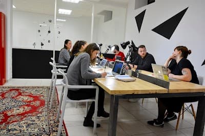 square cocoon coworking / salle de réunion